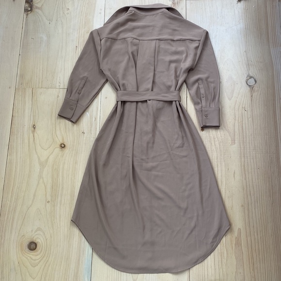 NWT Banana Republic petite dress size medium - Picture 2 of 3